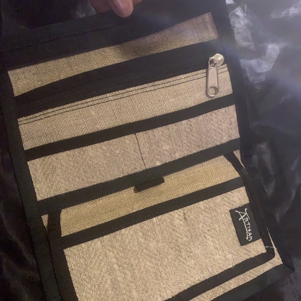 Hemp Wallet - Picture 3 of 3